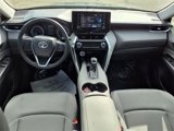 Used 2021 Toyota Venza LE image 4