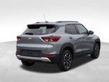 Used 2024 Chevrolet TrailBlazer LT w/ Driver Confidence Package image 5