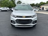 Used 2019 Chevrolet Trax LT w/ LT Convenience Package image 2