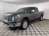 Used 2017 Nissan Titan SL image 4