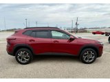 Used 2025 Chevrolet Trax LT w/ Sunroof Package image 5