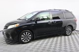 Used 2018 Toyota Sienna XLE image 2