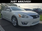 Used 2015 Nissan Altima 2.5 SV image 3