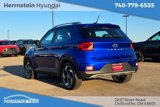 Used 2023 Hyundai Venue Limited image 6