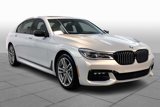 Used 2017 BMW 750i xDrive image 2