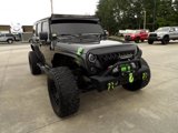 Used 2016 Jeep Wrangler Unlimited Sahara w/ Connectivity Group image 4