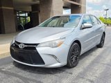 Used 2017 Toyota Camry SE image 3