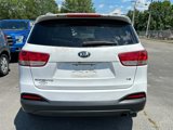 Used 2016 Kia Sorento LX image 4