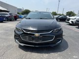 Used 2018 Chevrolet Malibu LT image 2