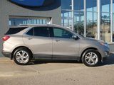 Used 2018 Chevrolet Equinox Premier w/ Infotainment II Package image 2