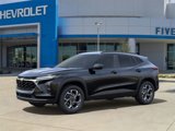 New 2025 Chevrolet Trax LT image 2