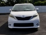 Used 2015 Toyota Sienna SE Premium image 2