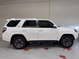 Used 2016 Toyota 4Runner SR5 Premium image 2