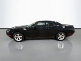 Used 2019 Dodge Challenger SXT image 4