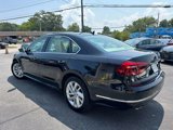 Used 2018 Volkswagen Passat 2.0T SE image 5