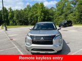 Used 2023 Mitsubishi Outlander SE Black Edition image 3