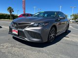 Used 2022 Toyota Camry SE image 3