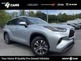 Used 2022 Toyota Highlander XLE image 1