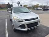 Used 2015 Ford Escape SE image 4