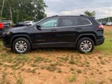 Used 2019 Jeep Cherokee Latitude w/ Cold Weather Group image 5