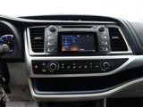 Certified 2019 Toyota Highlander LE image 4