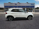 Used 2022 Hyundai Venue SEL image 2