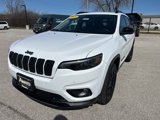 Used 2023 Jeep Cherokee Altitude Lux image 2