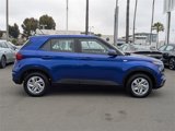 Used 2025 Hyundai Venue SE image 5