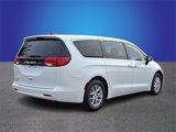 Used 2023 Chrysler Voyager LX image 5