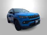 Used 2022 Jeep Compass Altitude w/ Convenience Group image 2