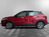 Used 2023 Nissan Kicks SV image 4
