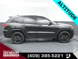 Used 2019 Jeep Grand Cherokee Altitude image 2