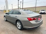 Used 2018 Chevrolet Malibu LT w/ Driver Confidence Package image 5
