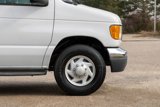 Used 2007 Ford E-350 and Econoline 350 XLT image 4