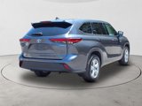 Used 2020 Toyota Highlander LE image 5