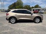 Used 2021 Ford Escape SE w/ Convenience Package image 2