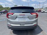Used 2024 GMC Terrain SLE image 4