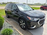 Used 2018 Chevrolet Traverse LT image 2