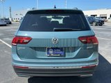 Certified 2021 Volkswagen Tiguan SE w/ Panoramic Sunroof Package image 6
