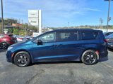 Certified 2024 Chrysler Pacifica Premium image 2