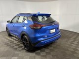 Used 2021 Nissan Kicks SR image 3