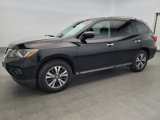 Used 2017 Nissan Pathfinder SL image 2