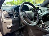 Certified 2022 Chevrolet Equinox RS w/ Infotainment Package image 3