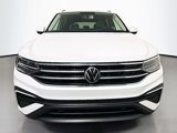 Used 2022 Volkswagen Tiguan S image 2