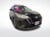 Certified 2023 Nissan Kicks SV w/ Exterior Package image 3