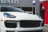 Used 2016 Porsche Cayenne Turbo S image 2