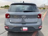 Used 2021 Hyundai Venue SEL w/ Premium Package image 5