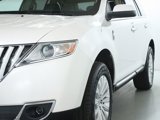 Used 2013 Lincoln MKX AWD image 4