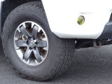 Used 2014 Nissan Frontier PRO-4X w/ Pro-4x Graphics Package image 3