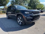 Used 2023 Jeep Grand Cherokee Limited w/ Luxury Tech Group II image 3